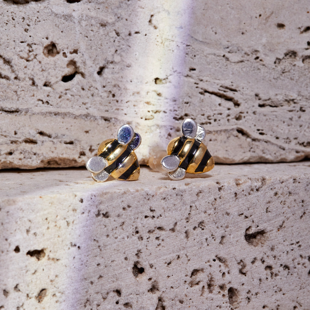 Aretes Abeja Dorado