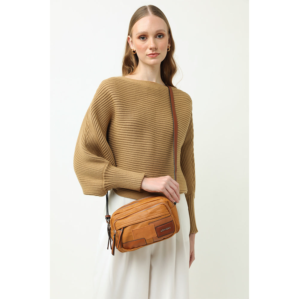 Crossbody Birty Camel