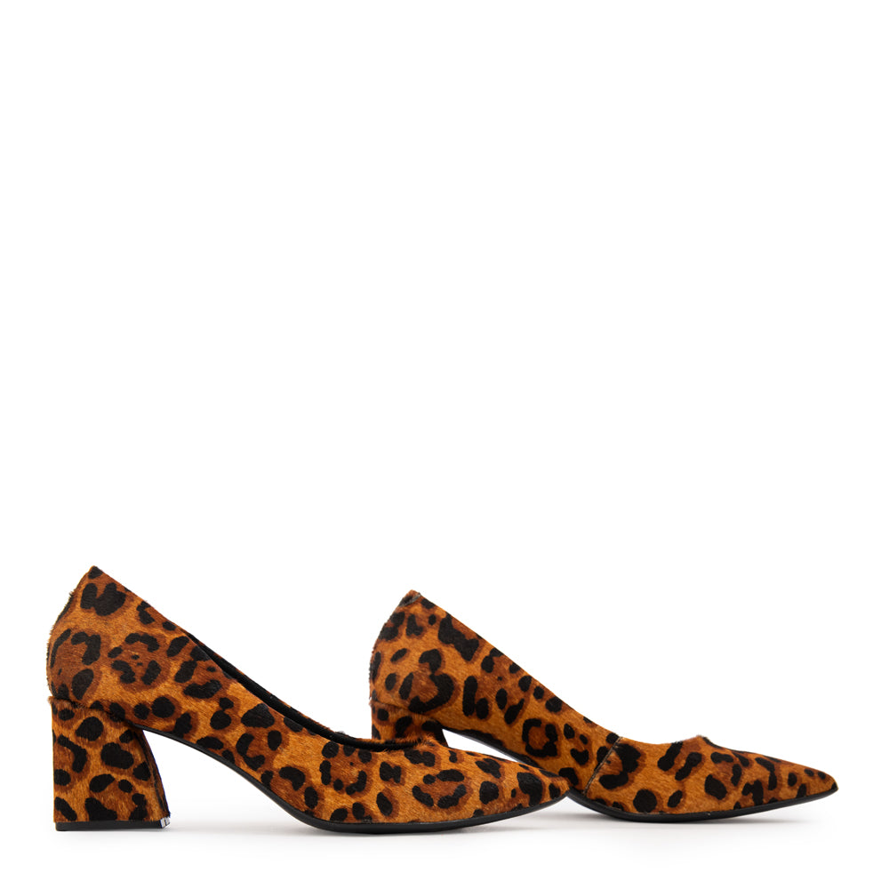 Zapatilla Luna Negro Animal Print