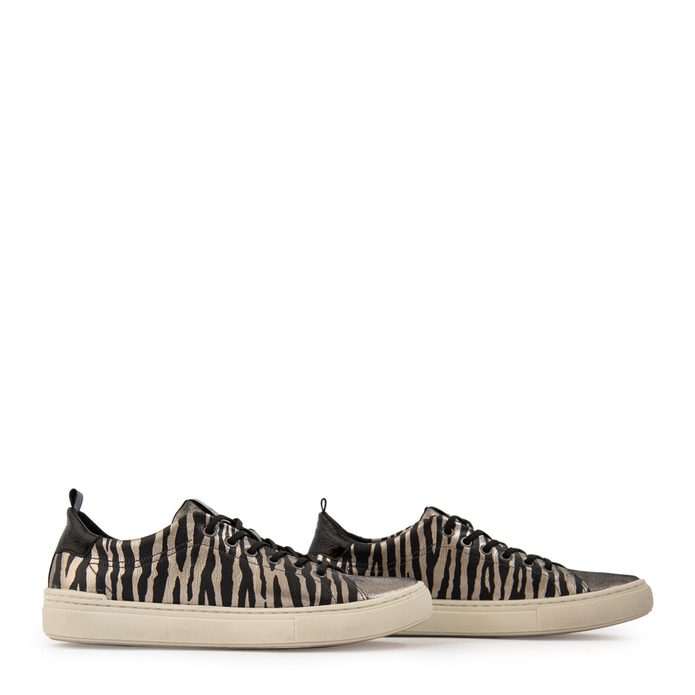 Zapatilla Wild Negro